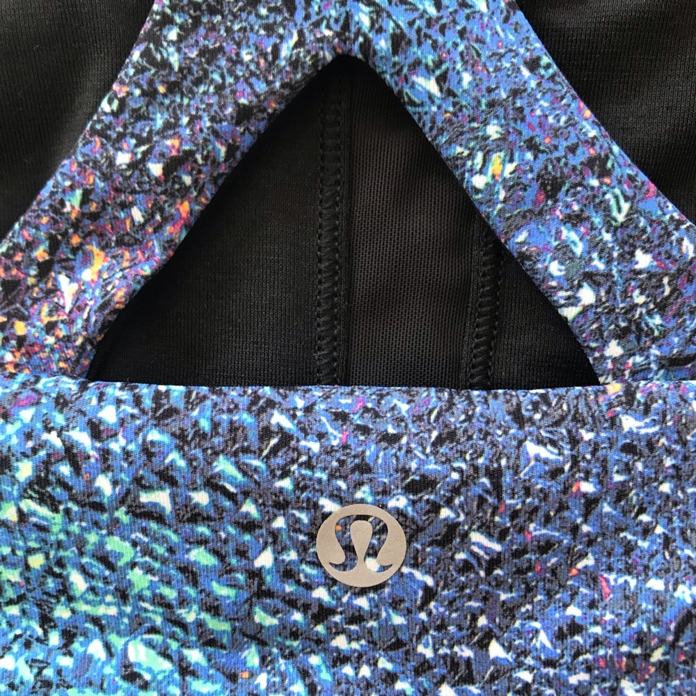 Lululemon bra top like new size 6